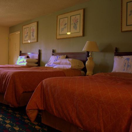 Somerville Inn And Suites Zewnętrze zdjęcie